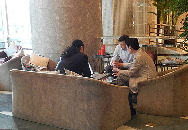 6新聞-17李華清設(shè)計總裁與新加坡負責(zé)人會見俄羅斯羅塞爾公司_08