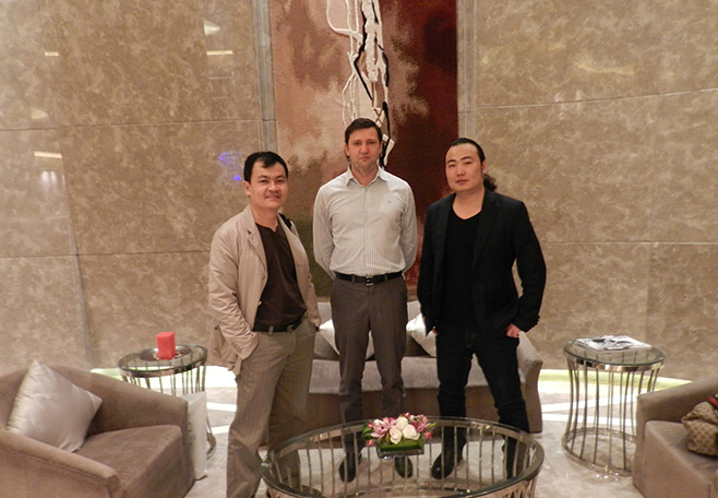 6新聞-17李華清設(shè)計總裁與新加坡負責(zé)人會見俄羅斯羅塞爾公司_18